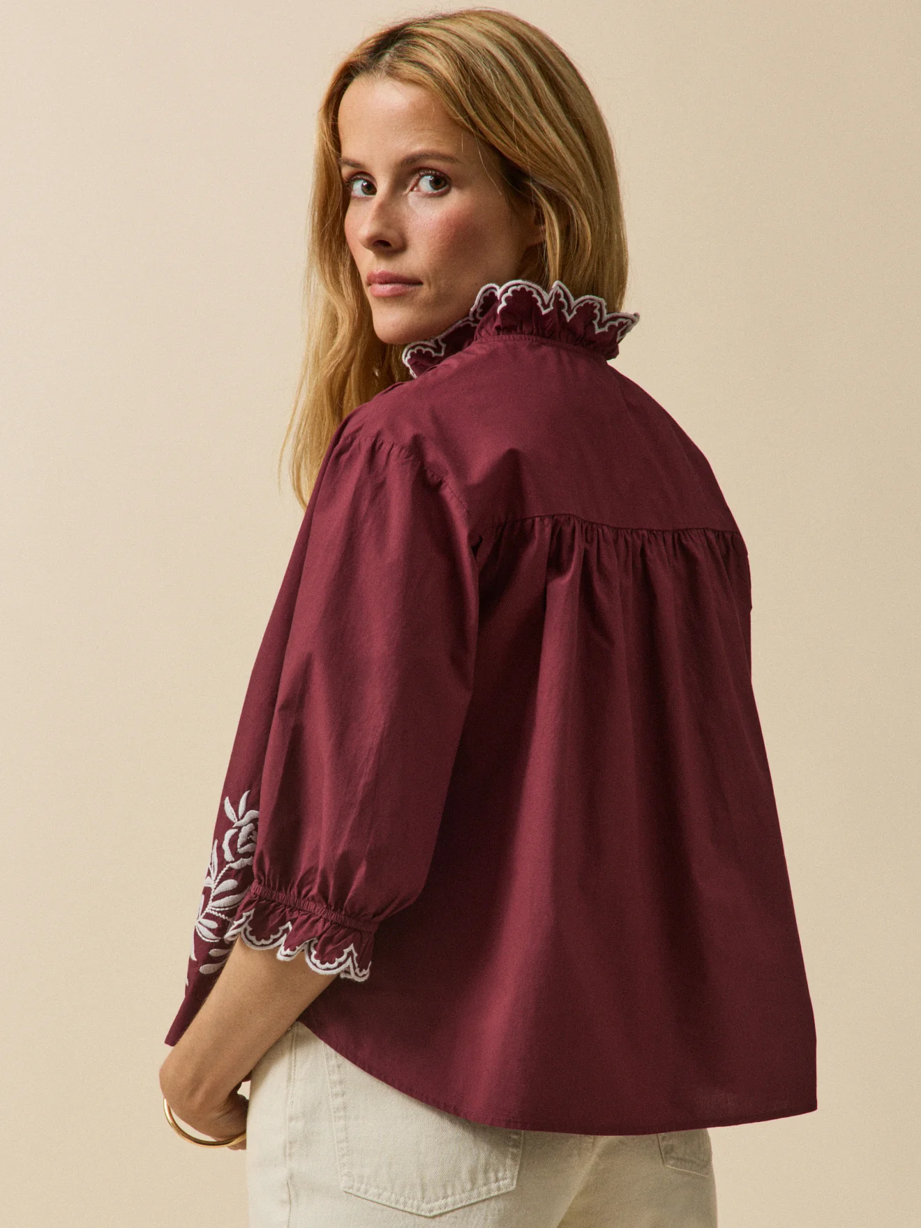 Blouse col volanté coton brodé femme - Image 3