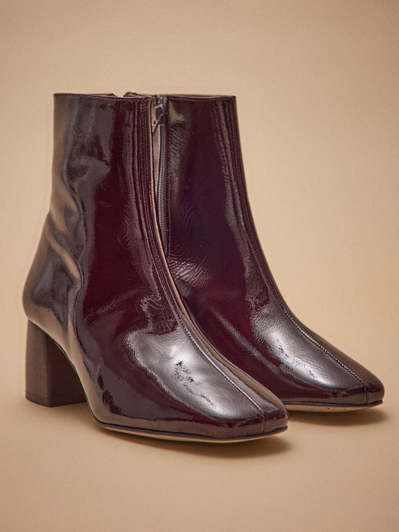 Boots à talon cuir vernis femme