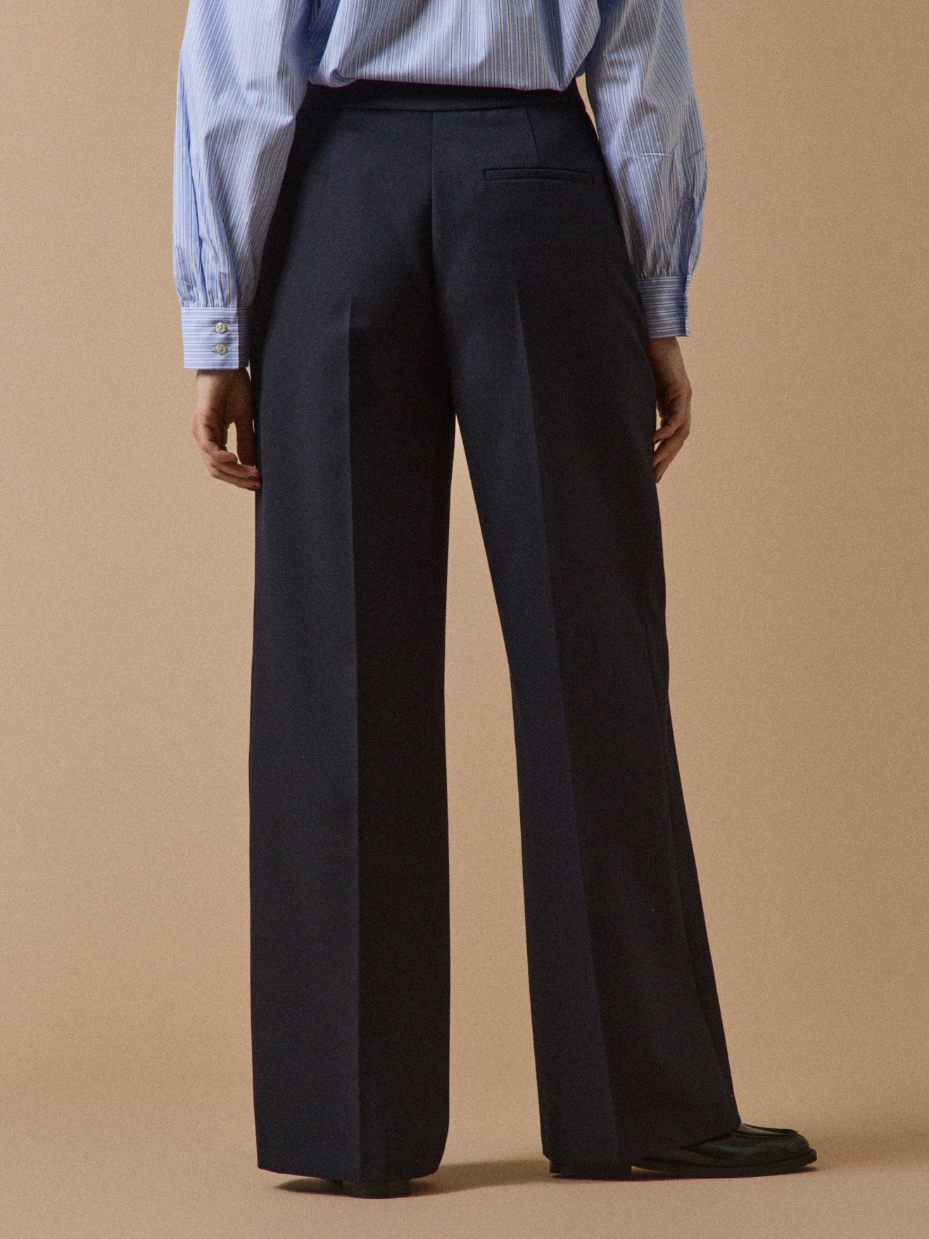 Pantalon large à pont boutons dorés femme Maé - Image 3