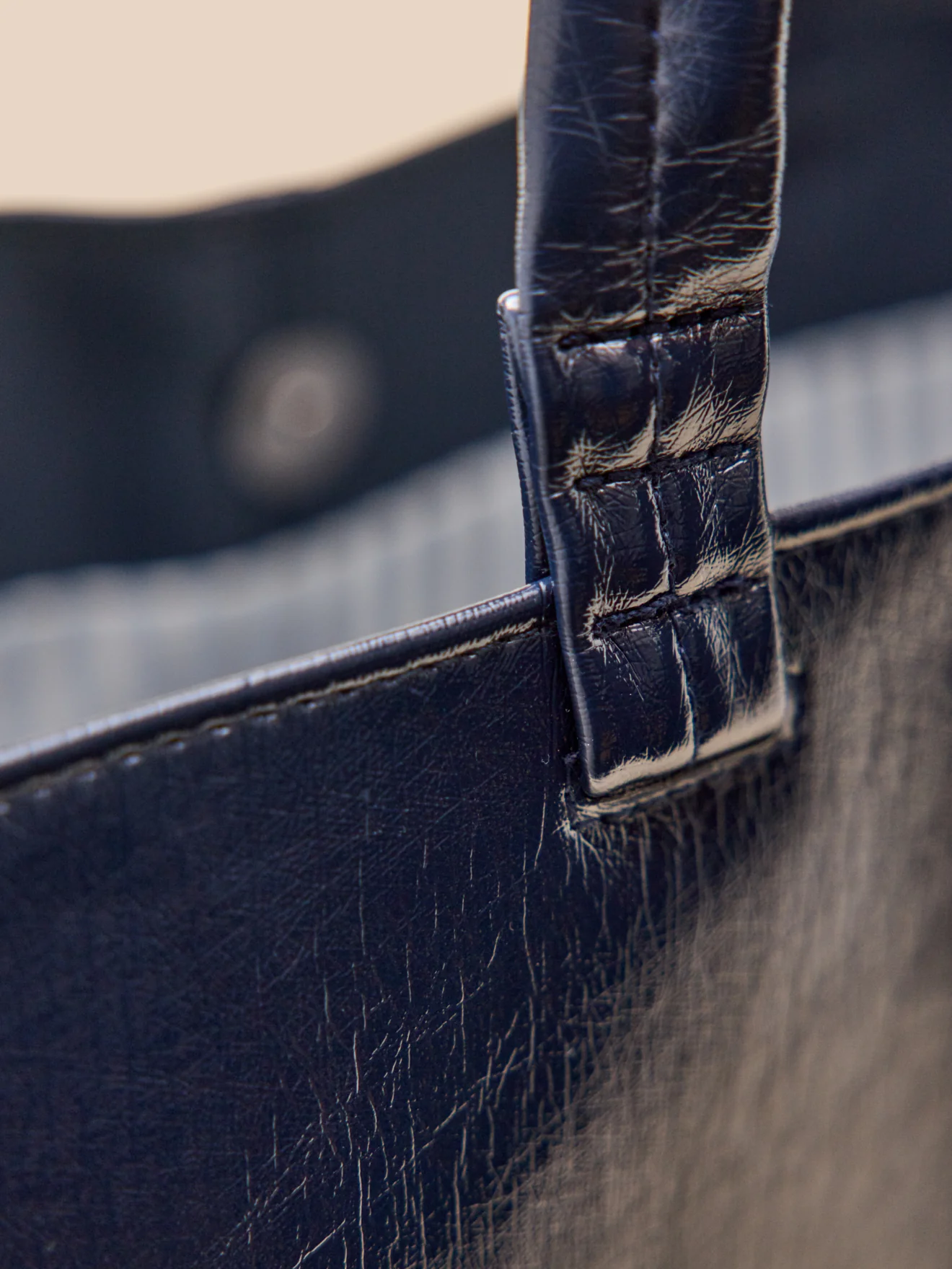 Sac cabas  vinyle femme - Image 5