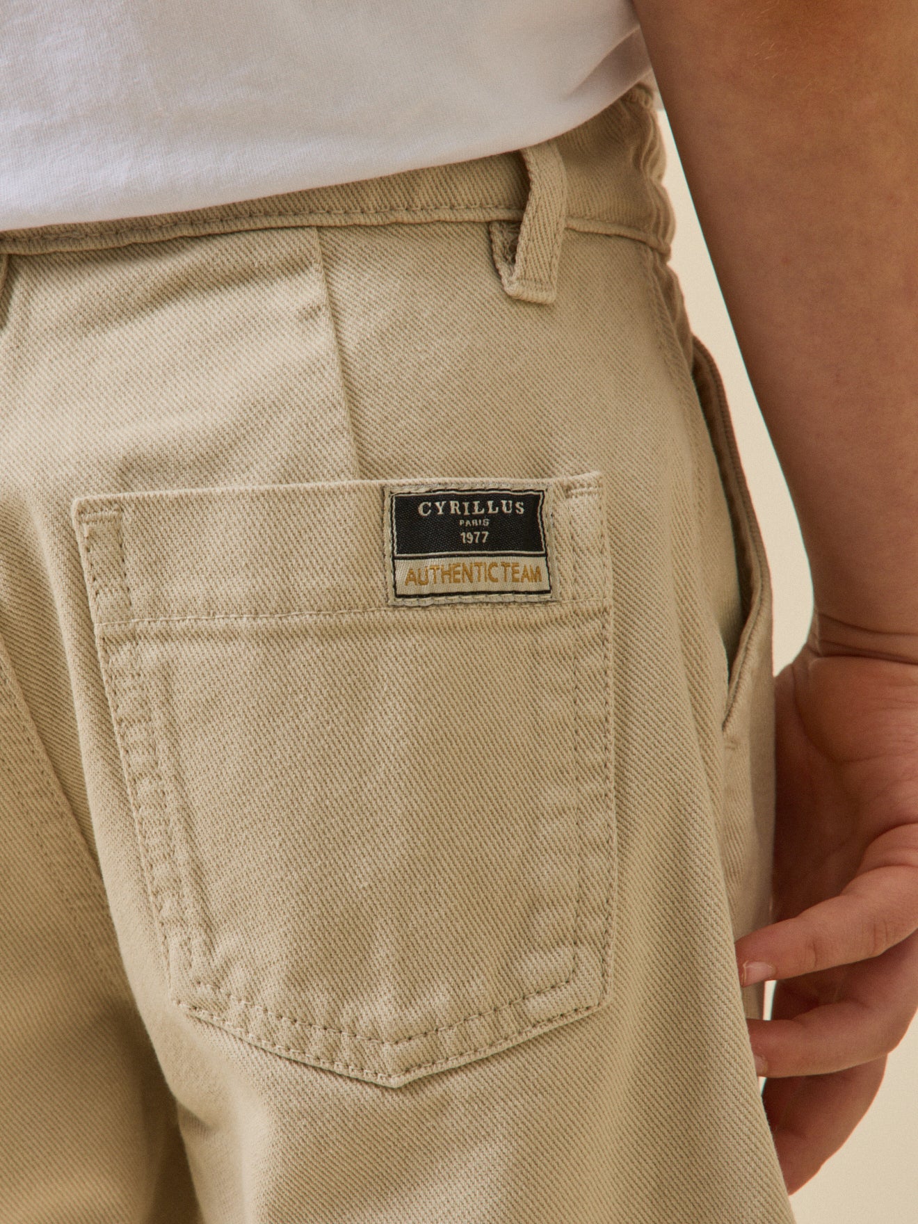 Bermuda en denim coloré garçon - Image 4