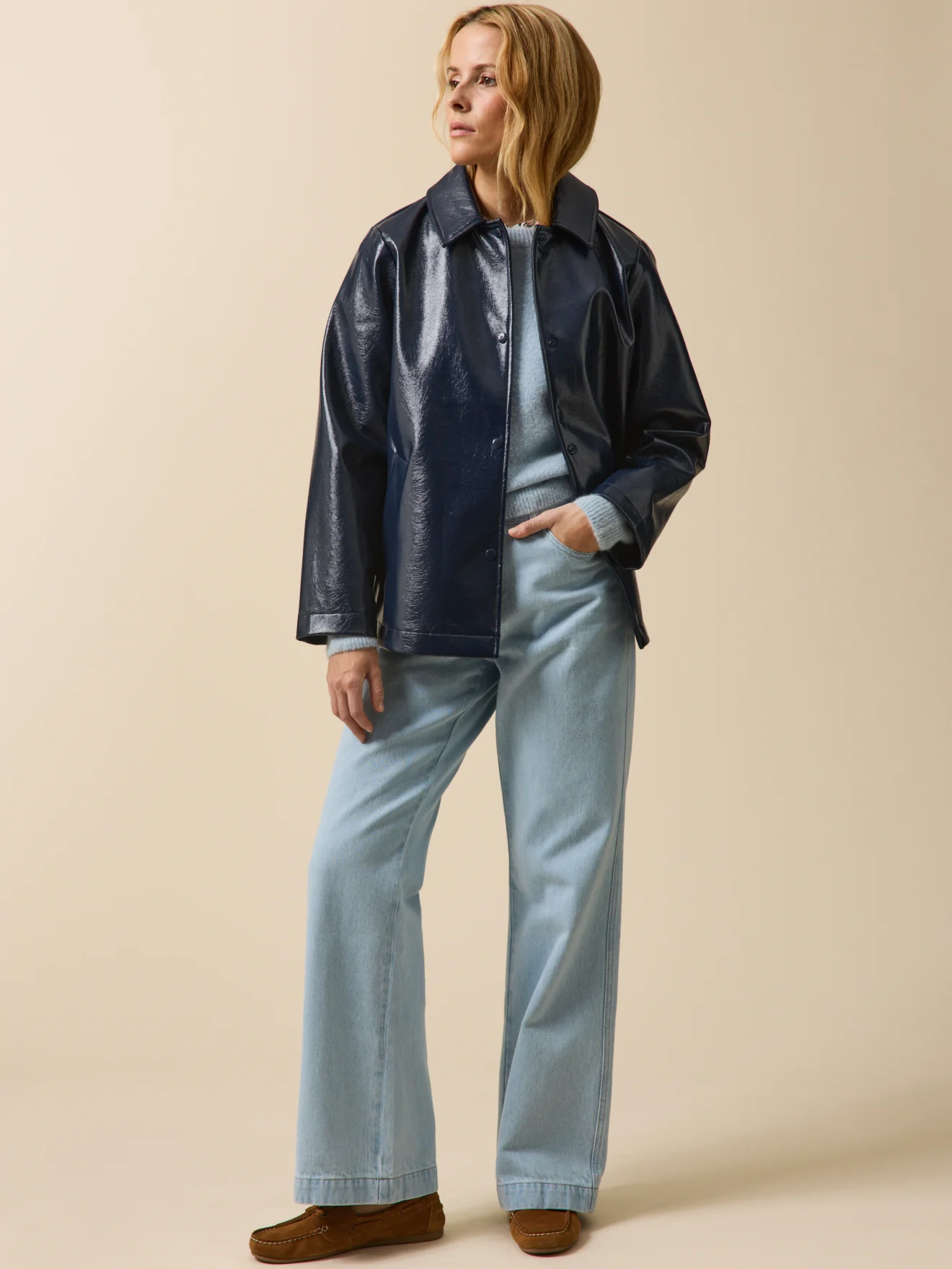 Manteau vinyle femme - Image 5